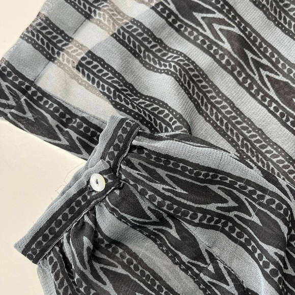 Free People Feather in the Wind Embellished Top - M - Picture 7 of 8